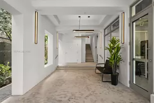 650 SW 1st St, Miami, FL 33130 - Photo 19