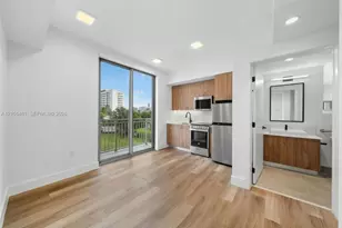 650 SW 1st St, Miami, FL 33130 - Photo 1