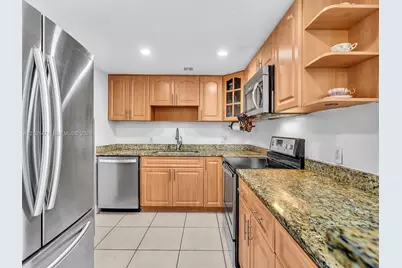 2500 NE 135th St #C502, North Miami, FL 33181 - Photo 17