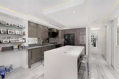345 Ocean Dr #705, Miami Beach, FL 33139 - Photo 15