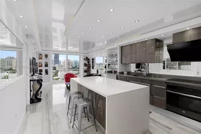 345 Ocean Dr #705, Miami Beach, FL 33139 - Photo 3