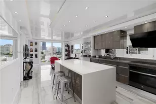 345 Ocean Dr, Miami Beach, FL 33139 - Photo 3