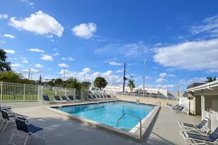 3120 W Hallandale Beach Blvd, Hallandale Beach, FL 33009 - Photo 13