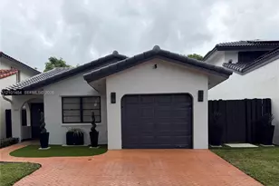 17819 NW 66th Ct Cir, Hialeah, FL 33015 - Photo 1