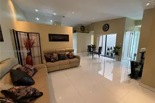 17819 NW 66th Ct Cir, Hialeah, FL 33015 - Photo 5