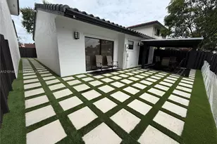 17819 NW 66th Ct Cir, Hialeah, FL 33015 - Photo 27
