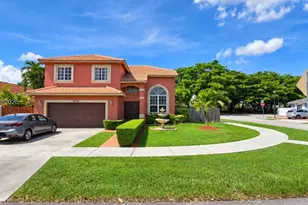 9010 SW 166th Pl, Miami, FL 33196 - Photo 1