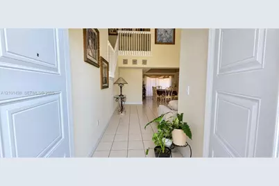9010 SW 166th Pl, Miami, FL 33196 - Photo 5
