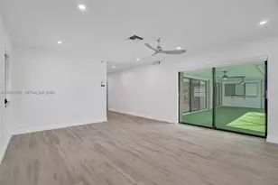 2310 NE 195th St, Miami, FL 33180 - Photo 17