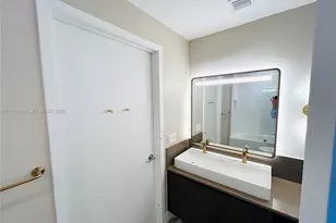 601 NE 1st Ave, Miami, FL 33132 - Photo 21