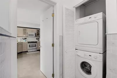 345 Ocean Dr #812, Miami Beach, FL 33139 - Photo 11