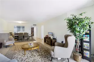 3900 N Hills Dr, Hollywood, FL 33021 - Photo 9