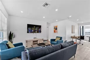 730 N 72nd Terrace, Hollywood, FL 33024 - Photo 5