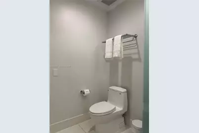 5300 NW 87th Ave #1007, Doral, FL 33178 - Photo 17