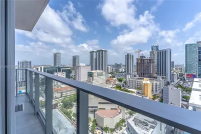 227 NE 2nd St #2906, Miami, FL 33132 - Photo 1