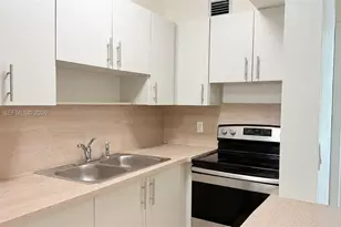 1777 Venice Ln, North Miami, FL 33181 - Photo 13