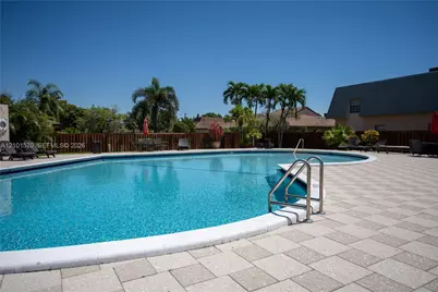 2615 SW 74th Ter, Davie, FL 33314 - Photo 5