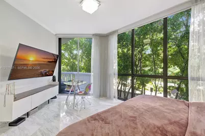2000 Island Blvd #204, Aventura, FL 33160 - Photo 17