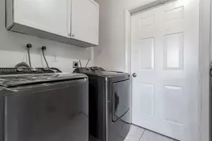 7612 Plantation Blvd, Miramar, FL 33023 - Photo 23