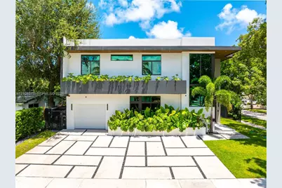 1875 NE 193rd St, Miami, FL 33179 - Photo 3