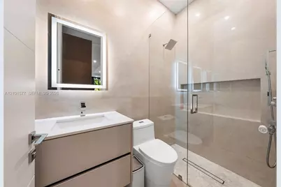 1875 NE 193rd St, Miami, FL 33179 - Photo 25