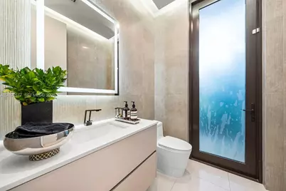 1875 NE 193rd St, Miami, FL 33179 - Photo 29