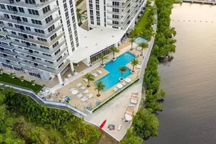 16385 Biscayne Blvd, North Miami Beach, FL 33160 - Photo 25