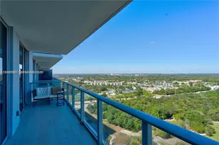 16385 Biscayne Blvd, North Miami Beach, FL 33160 - Photo 23