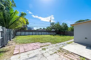 2340 NE 3rd Ave, Pompano Beach, FL 33060 - Photo 13