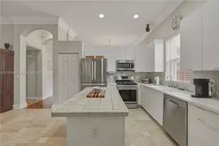 13182 NW 19th St, Pembroke Pines, FL 33028 - Photo 15
