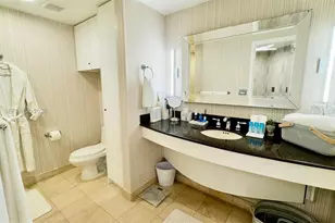 18001 Collins Ave, Sunny Isles Beach, FL 33160 - Photo 15