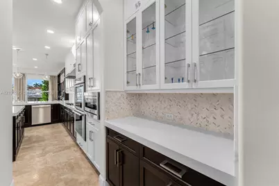 1426 Commodore Way, Hollywood, FL 33019 - Photo 19