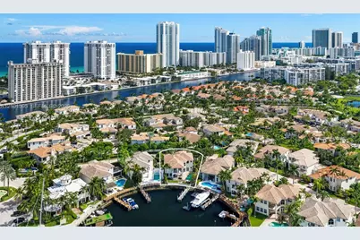 1426 Commodore Way, Hollywood, FL 33019 - Photo 65