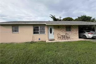 101 NE 19th Ave, Boynton Beach, FL 33435 - Photo 1