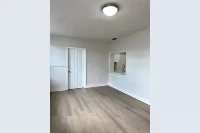 8730 Taft St, Pembroke Pines, FL 33024 - Photo 9