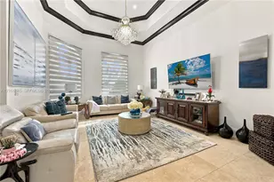 541 SW 17th St SW, Naples, FL 34117 - Photo 9