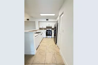 2021 Renaissance Blvd #304, Miramar, FL 33025 - Photo 5