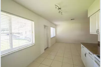 2981 NE 19th Ter #D, Lighthouse Point, FL 33064 - Photo 5