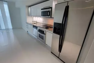 185 SW 7th St, Miami, FL 33130 - Photo 9