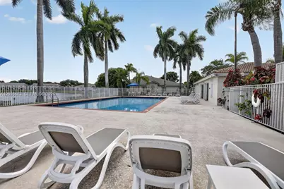 4902 SW 31st Ter, Dania Beach, FL 33312 - Photo 25