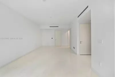 300 Biscayne Boulevard Way #1205C, Miami, FL 33131 - Photo 21