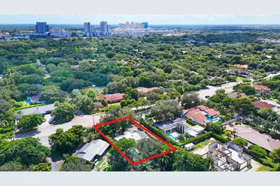 6851 Sunset Dr, South Miami, FL 33143 - Photo 17