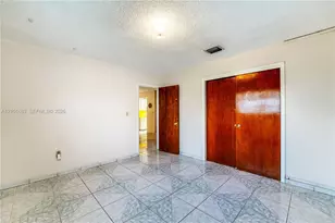 320 E 19th St, Hialeah, FL 33010 - Photo 15