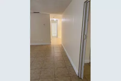 535 W 79th Pl, Hialeah, FL 33014 - Photo 15