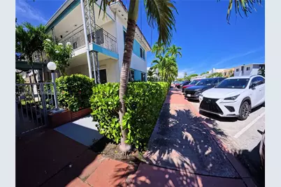 7300 Byron Ave #24, Miami Beach, FL 33141 - Photo 31