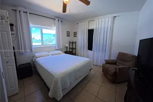 7300 Byron Ave, Miami Beach, FL 33141 - Photo 15