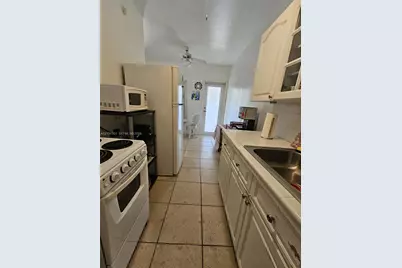 7300 Byron Ave #24, Miami Beach, FL 33141 - Photo 39
