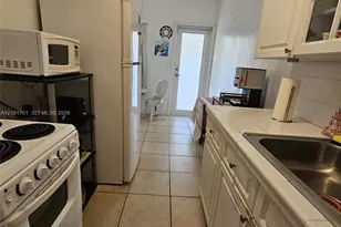 7300 Byron Ave, Miami Beach, FL 33141 - Photo 39
