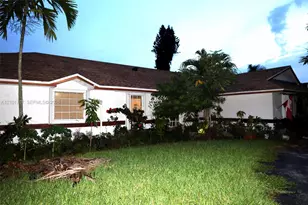 13250 N Calusa Club Dr, Miami, FL 33186 - Photo 5