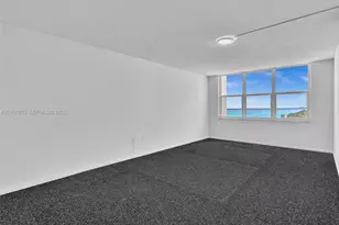 2751 S Ocean Dr, Hollywood, FL 33019 - Photo 15